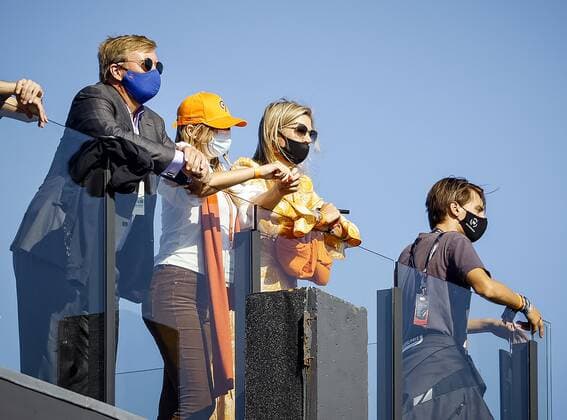 ZANDVOORT King Willem Alexander, Princess Ariane and Queen Maxima LR during the Dutch Grand Prix at the Zandvoort circuit REMKO DE WAAL Grand Prix xVIxANPxSportx xxANPxIVx 436906836