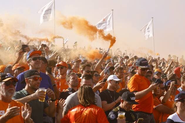 ZANDVOORT Fans celebrate after the Dutch Grand Prix won by Max Verstappen at the Zandvoort circuit ANP VINCENT JANNINK Grand Prix xVIxANPxSportx xxANPxIVx 436908061