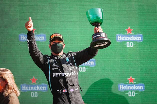 podium HAMILTON Lewis (gbr), Mercedes AMG F1 GP W12 E Performance, portrait during the Formula 1 Heineken Dutch Grand Prix 2021, 13th round of the 2021 FIA Formula One World Championship, WM, Weltmeisterschaft from September 3 to 5, 2021 on the Circuit Zandvoort, in Zandvoort, Netherlands FORMULE 1 : Grand Prix des Pays-Bas - 05 09 2021 DPPI PANORAMIC  00121028__V2_2540
