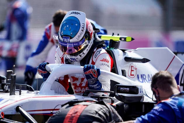 September 5, 2021, Zandvoort, The Netherlands: MICK SCHUMACHER of Germany and Haas F1 Team is seen on the starting grid before the 2021 FIA Formula 1 Dutch Grand Prix at Circuit Zandvoort in Zandvoort, The Netherlands. Zandvoort The Netherlands - ZUMAg147 20210905_zap_g147_055 Copyright: xJamesxGasperottix