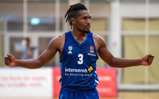 Oranienburg, 05 09 21, Basketball Test Games, ALBA Berlin Bakken Bears, MBS Arena Oranienburg ALBAs newcomer Jaleen Smith stands on the court ALBA Berlin Bakken Bears