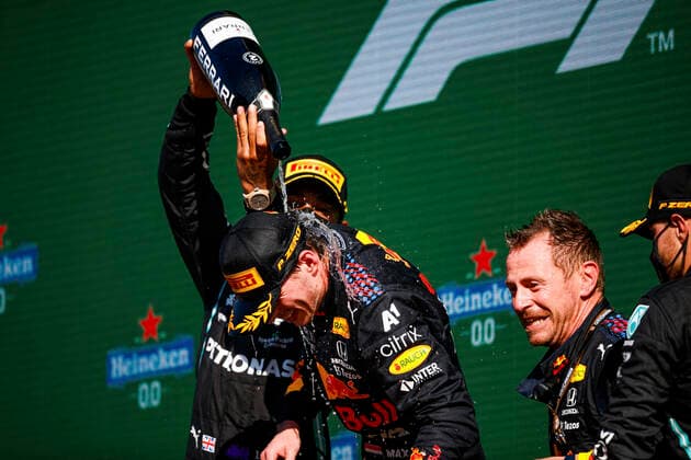 44 Lewis Hamilton GBR, Mercedes AMG Petronas F1 Team , 33 Max Verstappen NED, Red Bull Racing , F1 Grand Prix of the Netherlands at Circuit Zandvoort on September 5, 2021 in Zandvoort, Netherlands Photo by HOCH ZWEI Zandvoort Netherlands