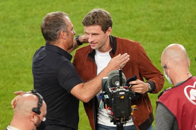 German national coach Hansi Flick Germany Germany congratulates Thomas Mueller Germany for 100 international matches Stuttgart 05 09 2021 Germany vs Armenia, Mercedes Benz Arena Stuttgart