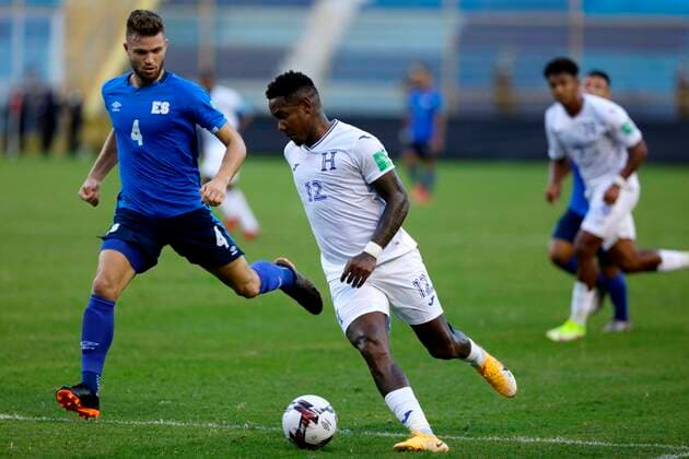 Football, World Cup Qualifier, El Salvador - Honduras