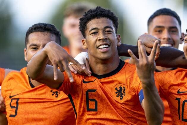 s-GRAVENZANDE, Netherlands, 06-09-2021, season 2021 2022, during the friendly match Netherlands U18 - Italy U18, Netherlands player Livano Comenencia celebrating the goal Netherlands U18 - Italy U18  x13331071x Copyright:
