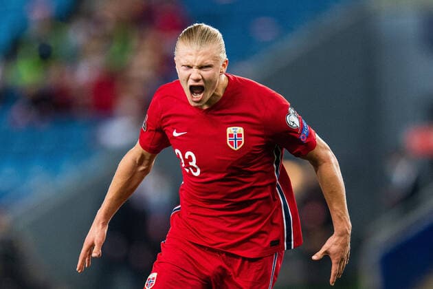 Bilder des Jahres 2021, Sport 09 September Sport Themen der Woche KW36 Sport Bilder des Tages 210907 Erling Braut Haaland of Norway celebrates after he scored 5-1 during the FIFA World Cup, WM, Weltmeisterschaft, Fussball Qualifier football match between Norway and Gibraltar on September 7, 2021 in Oslo. Photo: Jon Olav Nesvold BILDBYRAN COP 217 VG0162 bbeng fotball soccer football fotboll fifa world cup qualifiers vm-kvalifisering vm kvalik landskamp norge norway gibraltar jubel *** 210907 Erling Braut Haaland of Norway celebrates after he scored 5 1 during the FIFA World Cup Qualifier football match between Norway and Gibraltar on September 7, 2021 in Oslo Photo Jon Olav Nesvold BILDBYRAN COP 217 VG0162 bbeng fotball soccer football fotboll fifa world cup qualifiers vm qualification world cup qualifier norway norway gibraltar cheers,  Copyright: JONxOLAVxNESVOLD BB210907JE090