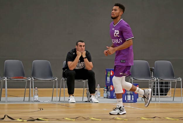 GSD zje123 BBL Easy Ctredit Basketball Season 2021 22 Test Match BG Göttingen Okapi Aalst Göttingen coach Roel Moors.