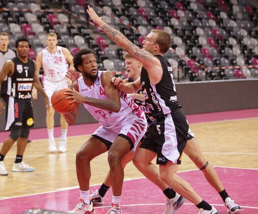 Basketball, Test match, Telekom Baskets Bonn - Limburg United