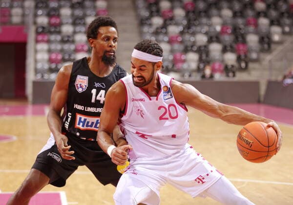 Jeremy Morgan Telekom Baskets Bonn , Test match vs Limburg United easyCredit BBL 1 Bundesliga , Season 2021 2022