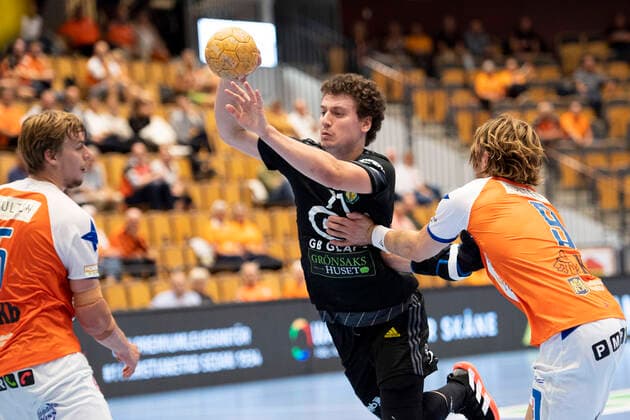 210910 Sävehofs Elias Ellefsen in Skipagotu during the handball match in the Handball League between Kristianstad and Sävehof on 10 September 2021 in Kristianstad,  Copyright: AVDOxBILKANOVIC BB210910AB048