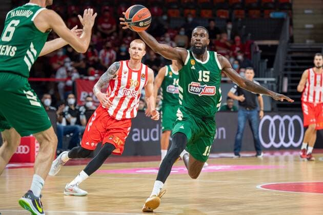 Giorgos Papagiannis 6 Panathinaikos OPAP Athens , Okaro White 15 Panathinaikos OPAP Athens , Panathinaikos OPAP Athens vs Red Star Belgrade, Magenta Sport Cup 2021, 11 09 2021 Muenchen Bayern Germany Copyright: xkolbert-press UlrichxGamelx