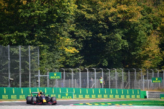 Formula 1 - Italian GP - Free Practice 2 Sergio Perez of Red Bull Racing Honda drive his RB16B single-seater during free practice 2 of Italian GP, 14th round of Formula 1 World Championship, WM, Weltmeisterschaft in Autodromo Internazionale di Monza, in Monza, Lombardia, Italy, 11 September 2021 Monza Lombardia Italy diodato-notitle210911_np4zg  Copyright: xAndreaxDiodatox