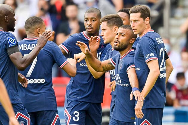 Joie des joueurs du PSG apres le but de Ander Herrera (PSG) FOOTBALL : PSG vs Clermont Foot 63 - L1 Uber Eats - Paris - 11 09 2021 JBAutissier Panoramic 