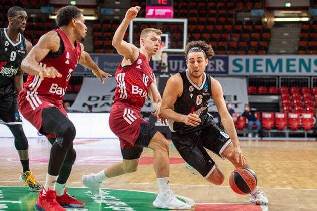 Ognjen Jaramaz 10 FC Bayern , Alessandro Pajola 6 Virtus Bologna , FC Bayern Basketball vs Virtus Bologna, Magenta Sport Cup 2021, 11 09 2021 Muenchen Bayern Germany Copyright: xkolbert-press UlrichxGamelx