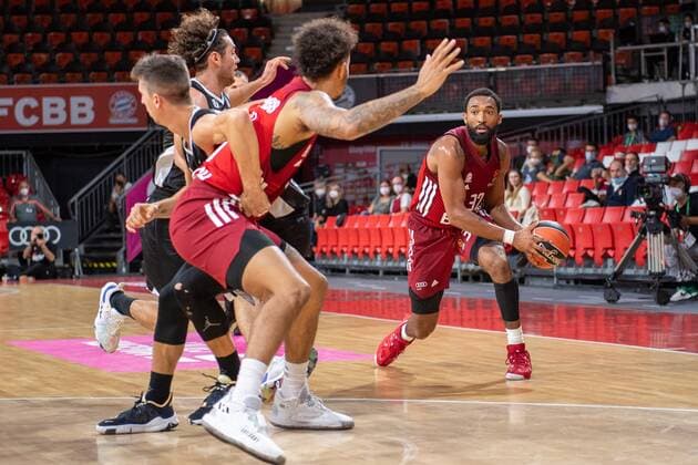 Darrun Hilliard 32 FC Bayern , FC Bayern Basketball vs Virtus Bologna, Magenta Sport Cup 2021, 11 09 2021 Munich Bavaria Germany Copyright: xkolbert-press UlrichxGamelx