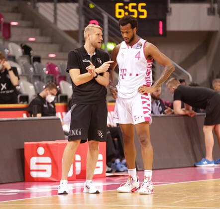 Coach Tuomas Iisalo, Justin Gorham Telekom Baskets Bonn , Test match vs Hamburg Towers easyCredit BBL 1 Bundesliga , 2021 2022 season.