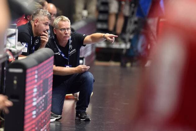 Arjan Haenen Co Trainer MT Melsungen and Gudmundur Gudmundsson Trainer MT Melsungen , MT Melsungen THW Kiel, Handball, 1 Bundesliga Maenner, 11 09 2021, MT Melsungen THW Kiel, Handball, GER, 1 Bundesliga Maenner, 11 09 2021 Kassel Copyright: xEibner-Pressefoto-xRolandxSippelx