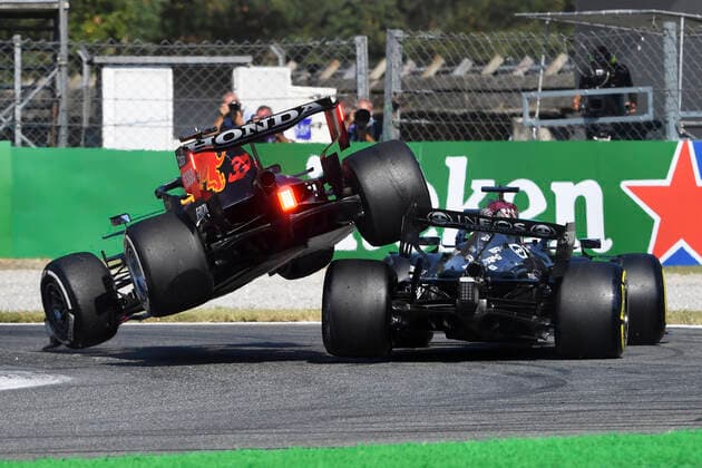 VERSTAPPEN Max F1 Team Red Bull Racing in crash with HAMILTON Lewis Team Mercedes AMG F1 Formula one GP of Italy 2021 at Monza on September 12, 2021
