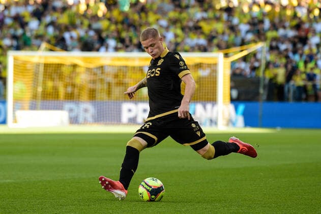 Melvin BARD ( 26 - Nice ) - FOOTBALL : Nantes vs Nice - Ligue 1 - Nantes - 12 09 2021 FedericoPestellini Panoramic 