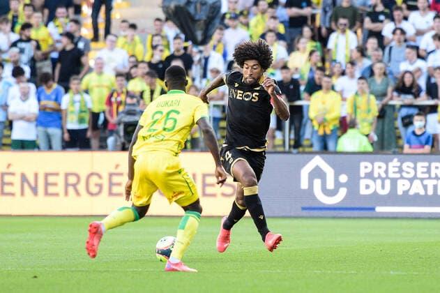 DANTE ( 4 - Nice ) - Osman BUKARI ( 26 - Nantes ) - FOOTBALL : Nantes vs Nice - Ligue 1 - Nantes - 12 09 2021 FedericoPestellini Panoramic 