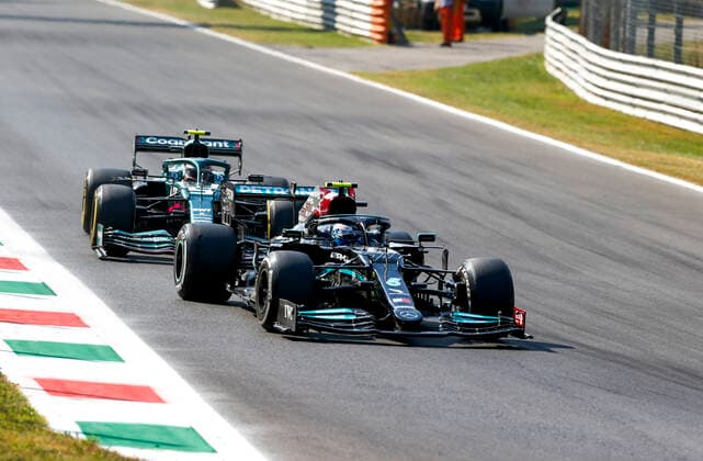 77 Valtteri Bottas (FIN, Mercedes-AMG Petronas F1 Team), 5 Sebastian Vettel (GER, Aston Martin Cognizant F1 Team), F1 Grand Prix of Italy at Autodromo Nazionale Monza on September 12, 2021 in Monza, Italy. (Photo by HOCH ZWEI) Monza Italy