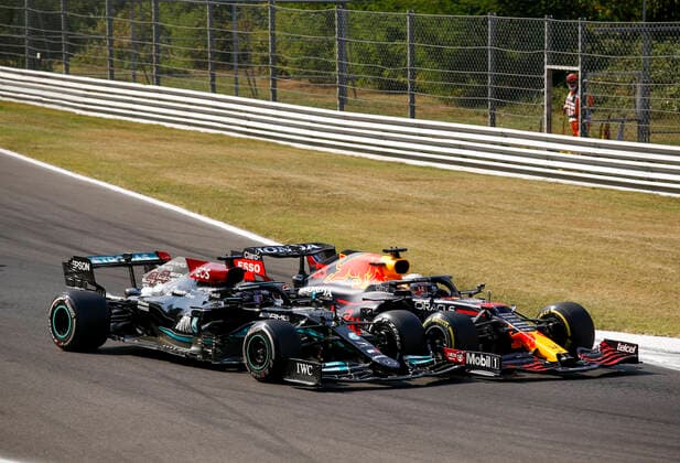 44 Lewis Hamilton GBR, Mercedes AMG Petronas F1 Team , 33 Max Verstappen NED, Red Bull Racing , F1 Grand Prix of Italy at Autodromo Nazionale Monza on September 12, 2021 in Monza, Italy Photo by HOCH ZWEI Monza Italy