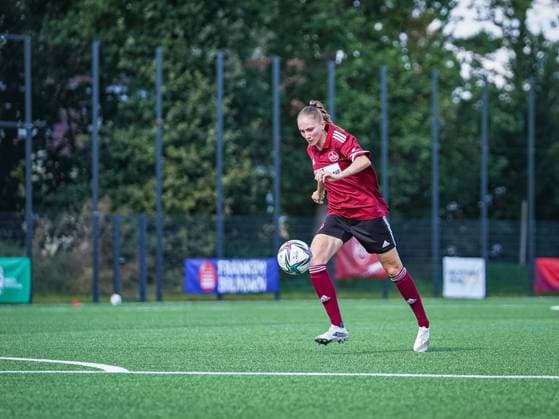 Nuernberg, Germany, September 12 Nadja Burkard (22 Nuernberg) during the 2. Womens Bundesliga match between 1. FC Nuernberg and SG 99 Andernach at Sports Park Valznerweiher in Nuernberg, Germany. 2. Womens Bundesliga - 1. FC N?rnberg v SG 99 Andernach 