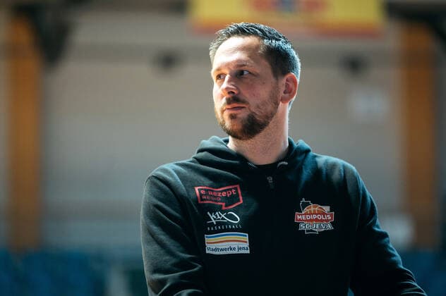 BARMER 2 Basketball Bundesliga ProA Medipolis SC Jena season 2021 2022 press conference before the first match day head coach Domenik Reinboth Jena , Portrait Sparkassen Arena