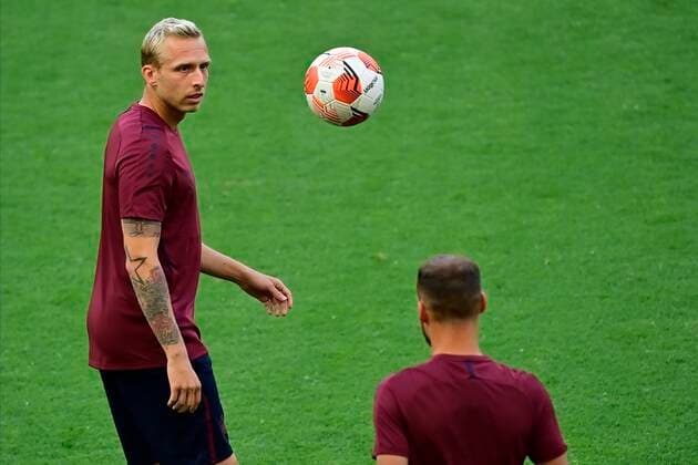 ATHENS, GREECE - SEPTEMBER 15 : Ritchie De Laet defender of Antwerp FC pictured during a training sessiopn of Royal Antwerp FC prior to the Europa League game against Olympiacos on September 15, 2021 in Athens, Greece, 15 09 2021 FOOTBALL : media activities Royal Antwerp FC - Europa League - 15 09 2021 PHOTONEWS PANORAMIC 