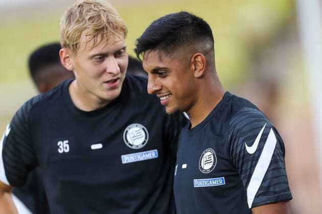 SOCCER - UEFA EL, Monaco vs Sturm MONACO,MONACO,15.SEP.21 - SOCCER - UEFA Europa League, group stage, AS Monaco vs SK Sturm Graz, preview, training Sturm. Image shows Niklas Geyrhofer and Manprit Sarkaria (Sturm).  GEPAxpictures xPhilippxBrem