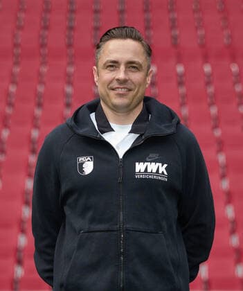 Christoph Sollors Physiotherapist FC Augsburg 1907 1 BL, portrait date 2021 2022,