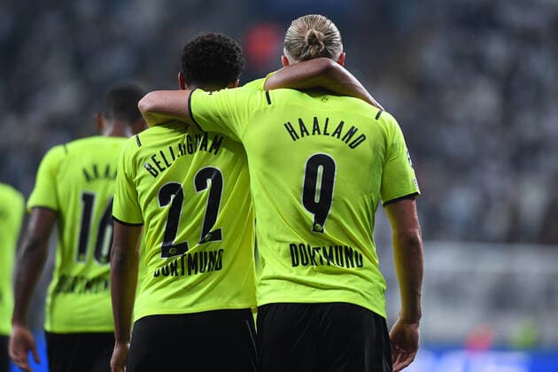 Football Champions League matchday 1 Besiktas Istanbul Borussia Dortmund on 15 09 2021 at Besiktas Park in Istanbul Jude Bellingham Dortmund , left Erling Haaland Dortmund , right xHDx