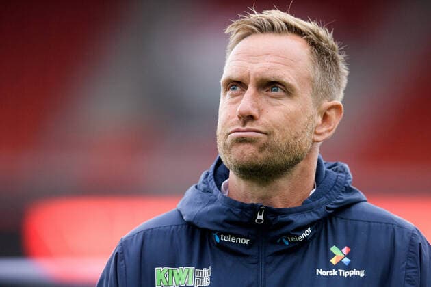 210916 Martin Sjögren, head coach of Norway ahead of the FIFA Women s World Cup Qualifier football match between Norway and Armenia on September 16, 2021 in Oslo Photo Vegard Wivestad Grott BILDBYRAN kod VG VG0168 bbeng football soccer football football fifa world cup qualifiers world cup qualifiers vm kvalik landskamp dam norge norway armenia,  Copyright: VEGARDxWIVESTADxGRoTT BB210916VG023