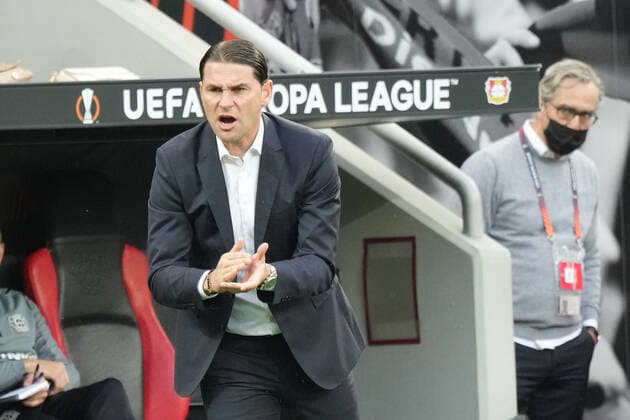 GER, UEFA EL Bayer 04 Leverkusen GER vs Ferencevaros Budapest HUN 16 09 2021, BayArena, Leverkusen, Europalegue, Gruppenhase, 1 Spieltag, GER, UEFA EL Bayer 04 Leverkusen GER vs Ferencevaros Budapest HUN , in the picture Gerardo Seoane coach headcoach Bayer 04 Leverkusen ,gets upset, gestures, facial expressions, dissatisfied disappointed dejected frustrated, nordphotoxGmBHx xMeuter nph00351