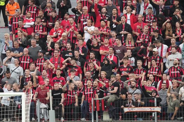 GER, UEFA EL Bayer 04 Leverkusen GER vs Ferencevaros Budapest HUN 16 09 2021, BayArena, Leverkusen, Europalegue, group stage, matchday 1, GER, UEFA EL Bayer 04 Leverkusen GER vs Ferencevaros Budapest HUN , in picture spectator curve3 Leverkusen Corona seems to be over nordphotoxGmBHx xMeuter nph00351