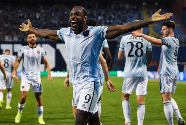 Mandatory Credit: Photo by Simon Dael Shutterstock (12446971br) Michail Antonio of West Ham United scores and celebrates 0-1 Dinamo Zagreb v West Ham United, UEFA Europa League, Group H, Football, Stadion Maksimir, Zagreb, Croatia - 16 Sep 2021 EDITORIAL USE ONLY No use with unauthorised audio, video, data, fixture lists, club league logos or live services. Online in-match use limited to 120 images, no video emulation. No use in betting, games or single club league player publications. Dinamo Zagreb v West Ham United, UEFA Europa League, Group H, Football, Stadion Maksimir, Zagreb, Croatia - 16 Sep 2021 EDITORIAL USE ONLY No use with unauthorised audio, video, data, fixture lists, club league logos or live services. Online in-match use limited to 120 images, no video emulation. No use in betting, games or single club league player publications. Copyright: xSimonxDael Shutterstockx 12446971br