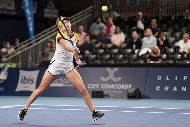 Tennis WTA Tournament Luxembourg BGLBNPParibas Open 2021, 16 09 2021, Tennis WTA Tournament Luxembourg, BGLBNPParibas Open 2021, BGL BNP Paribas Open, 2021, Luxembourg, Kockelscheuer, CK Sportcenter, Final vl Belinda Bencic SUI Switzerland, Suisse, SUI number 1 of the seed list