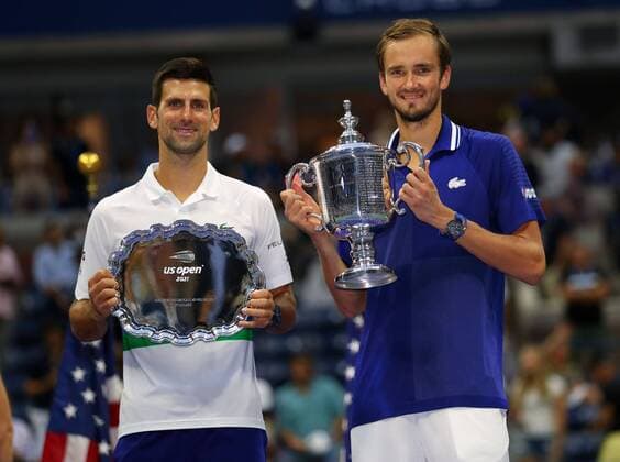Mandatory Credit: Photo by Ella Ling Shutterstock (12437757eh) Novak Djokovic and Daniil Medvedev with their trophies US Open Championships 2021, Day Fourteen, USTA National Tennis Center, Flushing Meadows, New York, USA - 12 Sep 2021 US Open Championships 2021, Day Fourteen, USTA National Tennis Center, Flushing Meadows, New York, USA - 12 Sep 2021 Copyright: xEllaxLing Shutterstockx 12437757eh