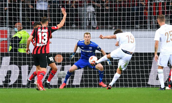 Football, UEFA Europa League, Men, 2020 2021 season, Group G, Matchday 1, BayArena Leverkusen, Bayer Leverkusen red Ferencvaros Budapest white Supposed goal by Balint Vecsei BUD against Lukas Hradecky LEV Action UEFA REGULATES PROHIBIT ANY USE OF PHOTOGRAPHS AS IMAGE SEQUENCES AND OR QUASI VIDEO.