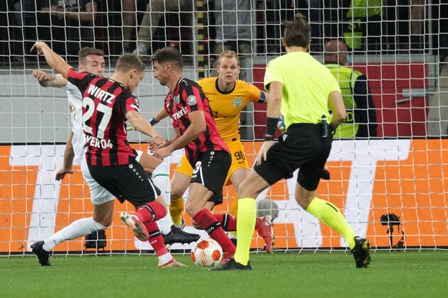 GER, UEFA EL Bayer 04 Leverkusen GER vs Ferencevaros Budapest HUN 16 09 2021, BayArena, Leverkusen, Europalegue, Gruppenhase, 1 Spieltag, GER, UEFA EL Bayer 04 Leverkusen GER vs Ferencevaros Budapest HUN , im Bild Torchance für Florian Wirtz Leverkusen 27 , nordphotoxGmBHx xMeuter nph00351