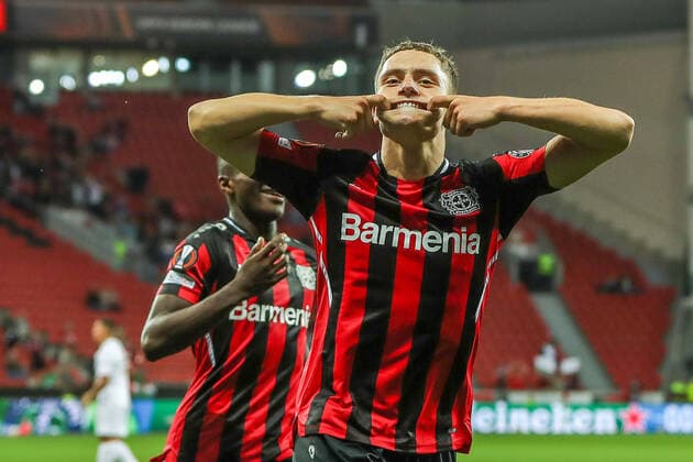 Goal, Goal celebration for 2 1 by Florian Richard Wirtz Bayer 04 Leverkusen, 27 , GER, Bayer 04 Leverkusen vs Ferencvaros Budapest Ferencvarosi Torna Club, UEFA Europa League Group G, Group Stage, Season 2021 2022, 16 09 2021, DFB DFL regulations prohibit any use of photographs as image sequences and or quasi video , GER, Bayer 04 Leverkusen vs Ferencvaros Budapest Ferencvarosi Torna Club, UEFA Europa League Group G, Group Stage, Season 2021 2022, 16 09 2021 Leverkusen Copyright: xEibner-Pressefoto GabrielxBoiax EP_GBA