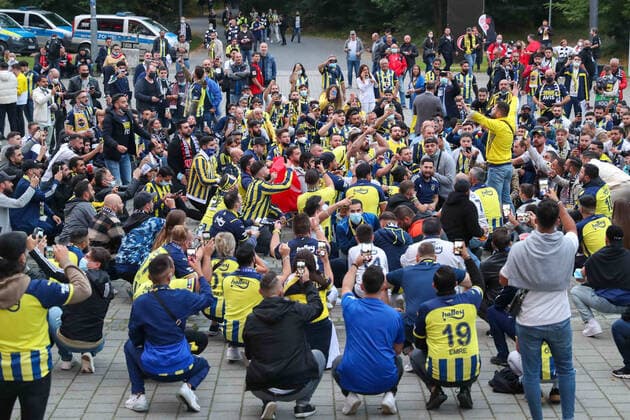 Football UEFA Europa League 01 matchday Eintracht Frankfurt Fenerbahce SK on 16 09 2021 at Deutsche Bank Park in Frankfurt Fenerbahce Istanbul fans celebrate peacefully UR