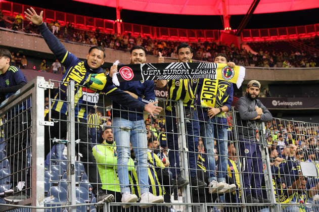 Eintracht Frankfurt Fenerbahce SK, UEFA Europa League Fenerbahce fans before the start of the UEFA Europa League match between Eintracht Frankfurt and Fenerbahce SK on 16 September 2021 at Deutsche Bank Park in Frankfurt am Main , Frankfurt am Main Hessen Germany Deutsche Bank Park