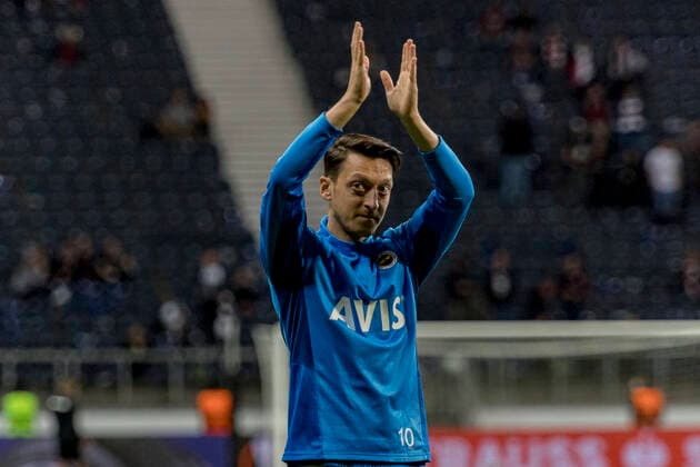 UEFA Europa League, Eintracht Frankfurt vs Fenerbahce Istanbul, Frankfurt, Deutsche Bank Park, 16 9 2021 Mesut Özil Fenerbahce Istanbul 10 , Eintracht Frankfurt vs Fenerbahce Istanbul, Frankfurt, Deutsche Bank Park, 16 9 2021 Copyright: xBEAUTIFULxSPORTS Gawlikx