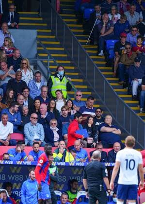 Mandatory Credit: Photo by Javier Garcia Shutterstock (12437830bz) Tottenham Hotspur Chairman Daniel Levy, top left, looks towards Harry Kane Crystal Palace v Tottenham Hotspur, Premier League, Football, Selhurst Park, London, UK - 11 Sep 2021 EDITORIAL USE ONLY No use with unauthorised audio, video, data, fixture lists, club league logos or live services. Online in-match use limited to 120 images, no video emulation. No use in betting, games or single club league player publications. Crystal Palace v Tottenham Hotspur, Premier League, Football, Selhurst Park, London, UK - 11 Sep 2021 EDITORIAL USE ONLY No use with unauthorised audio, video, data, fixture lists, club league logos or live services. Online in-match use limited to 120 images, no video emulation. No use in betting, games or single club league player publications. Copyright: xJavierxGarcia Shutterstockx 12437830bz