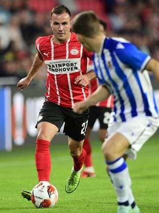 EINDHOVEN Mario Gotze of PSV Eindhoven during the UEFA Europa League match between PSV Eindhoven and Real Sociedad at Phillips Stadium on September 16, 2021 in Eindhoven, Netherlands ANP OLAF KRAAK UEFA Europa League 2021 2022 xVIxANPxSportx xxANPxIVx 437643841