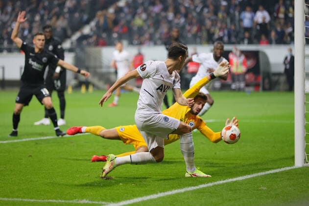 Eintracht Frankfurt Fenerbahce SK, UEFA Europa League Goal for Fenerbahce to 0 1 by Mesut Özil Fenerbahce SK, 10 match of UEFA Europa League between Eintracht Frankfurt and Fenerbahce SK on 16 September 2021 at Deutsche Bank Park in Frankfurt am Main , Frankfurt am Main Hesse Germany Deutsche Bank Park