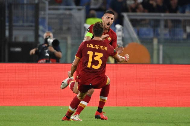 Fußball, EL, AS Rom - CSKA Sofia Photo Alfredo Falcone LaPresseSeptember 16, 2021 Rome, ItalySport SoccerRoma - CSKA Sofia - Europa Conference League 2021 2022 - Olympic stadium of RomeIn the pic: lorenzo pellegrini celebrates  Copyright: xAlfredoxFalconex xLaPressex