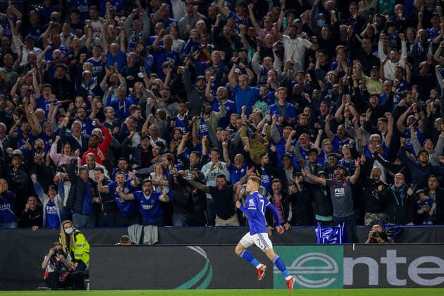 Fußball, EL, Leicester City - SSC Neapel Mandatory Credit: Photo by Robbie Stephenson JMP Shutterstock (12447737av) Harvey Barnes of Leicester City celebrates scoring a goal to make it 2-0 Leicester City v Napoli, UK - 16 Sep 2021 Editorial use only Leicester City v Napoli, UK - 16 Sep 2021 Editorial use only  Copyright: xRobbiexStephenson JMP Shutterstockx 12447737av