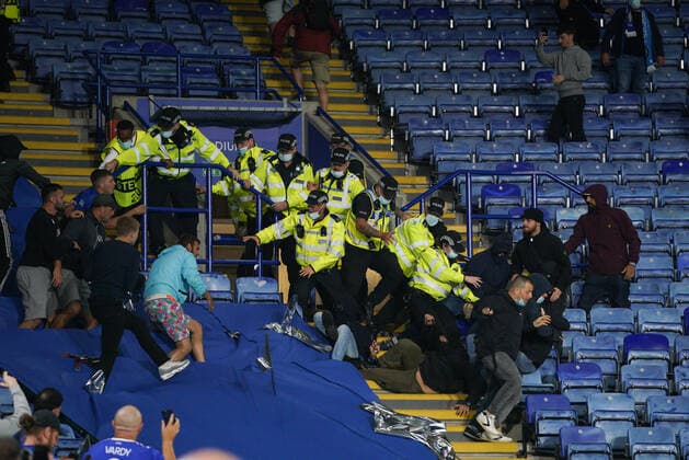 Football, EL, Leicester City - SSC Napoli, fans go at each other after the game